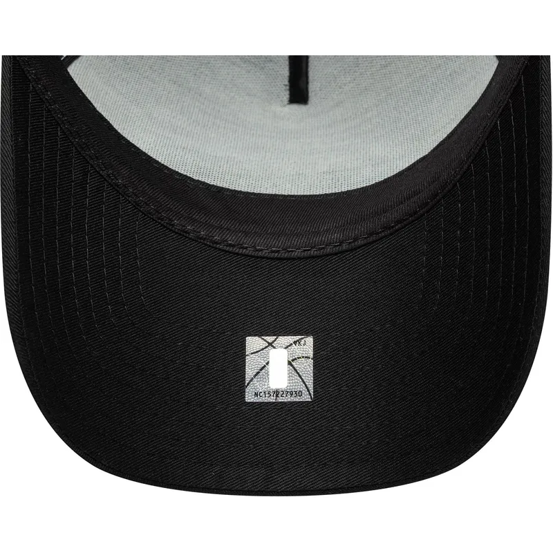 sort-buet-snapback-kasket-9forty-e-frame-metallic-fra-los-angeles-lakers-nba-fra-new-era