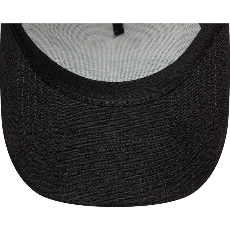 flerfarvet-trucker-kasket-e-frame-recycled-stripe-fra-valentino-rossi-vr46-motogp-fra-new-era