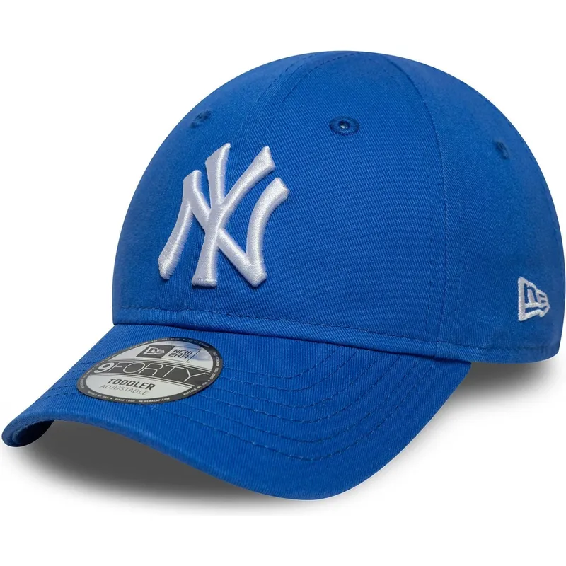 justerbar-bla-buet-kasket-til-smaborn-9forty-league-essential-fra-new-york-yankees-mlb-fra-new-era