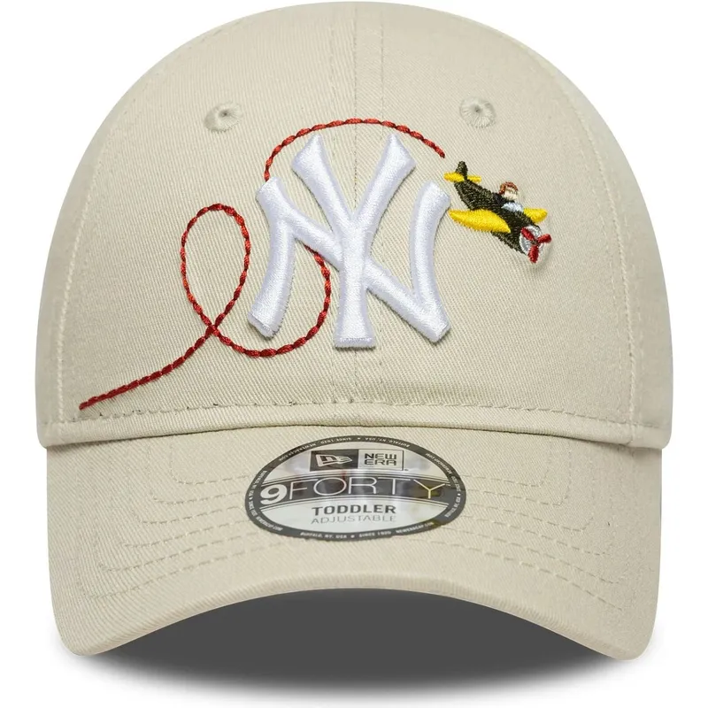 buet-beige-justerbar-kasket-til-smaborn-9forty-plane-icon-fra-new-york-yankees-mlb-fra-new-era