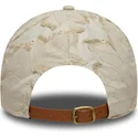 buet-beige-justerbar-kasket-med-beige-logo-9twenty-img-floral-fra-new-york-yankees-mlb-fra-new-era