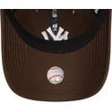 brun-justerbar-buet-kasket-9twenty-league-essential-fra-new-york-yankees-mlb-fra-new-era