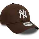 brun-justerbar-buet-kasket-9twenty-league-essential-fra-new-york-yankees-mlb-fra-new-era