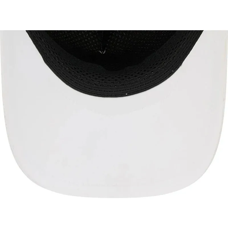 hvid-trucker-kasket-9forty-apex-batting-practice-fra-new-york-yankees-mlb-fra-new-era