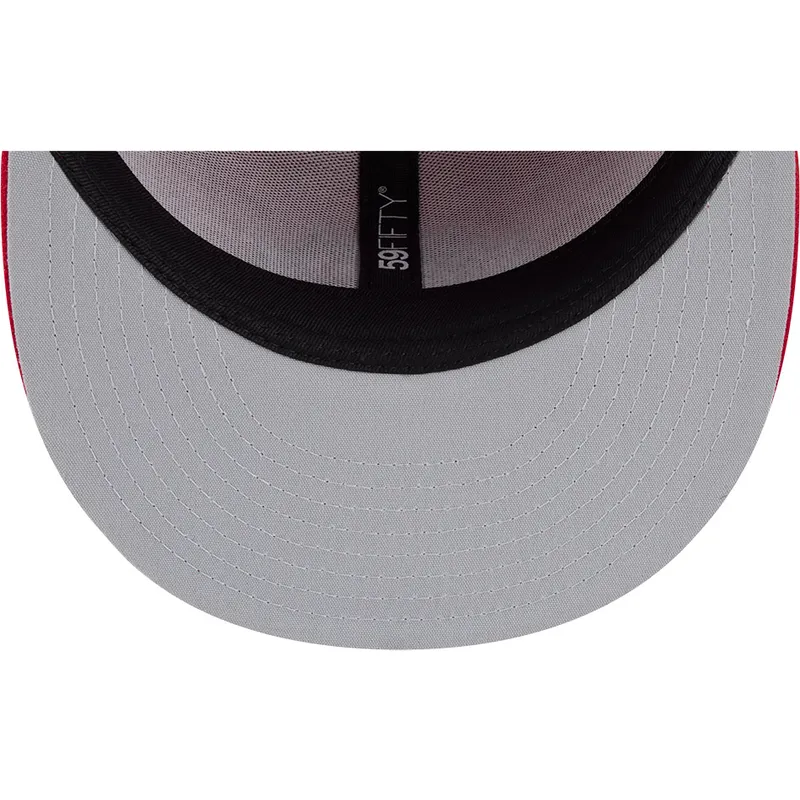 flad-rod-tilpasset-59fifty-canada-2026-world-baseball-classic-kasket-fra-new-era