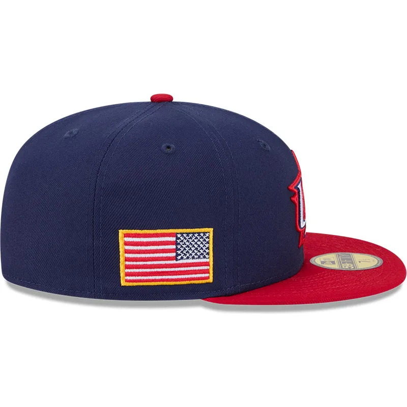 flad-kasket-marinebla-og-rod-tilpasset-59fifty-usa-2026-world-baseball-classic-fra-new-era