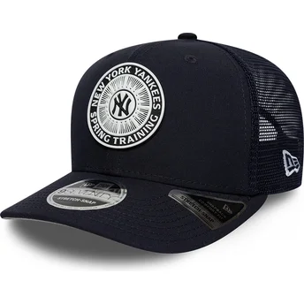 Marineblå trucker-kasket 9SEVENTY Stretch Snap Circle Spring Training fra New York Yankees MLB fra New Era