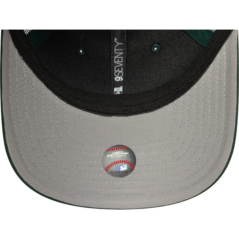 gron-trucker-kasket-9seventy-stretch-snap-evergreen-fra-oakland-athletics-mlb-fra-new-era