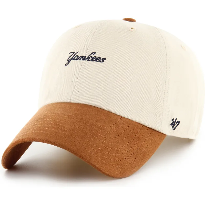 buet-kasket-beige-og-brun-justerbar-clean-up-mini-script-suede-visor-fra-new-york-yankees-mlb-fra-47-brand