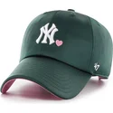 gron-justerbar-curved-kasket-clean-up-with-love-fra-new-york-yankees-mlb-af-47-brand