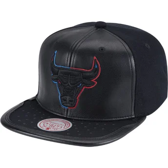 Sort, rød og blå flat cap snapback Day One fra Chicago Bulls NBA af Mitchell & Ness