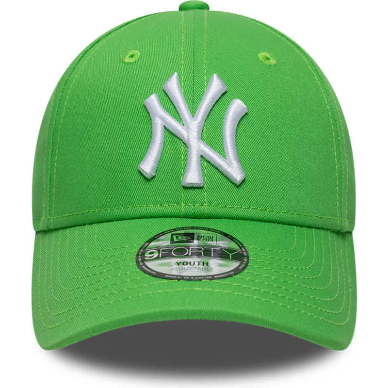 gron-justerbar-buet-kasket-til-born-9forty-essential-fra-new-york-yankees-mlb-fra-new-era