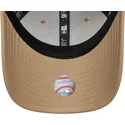 buet-beige-justerbar-kasket-til-dreng-9forty-icon-fra-los-angeles-dodgers-mlb-fra-new-era