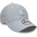justerbar-marinebla-kurvet-kasket-9twenty-seersucker-fra-new-york-yankees-mlb-fra-new-era