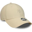 buet-beige-justerbar-kasket-til-kvinder-9forty-mini-cord-fra-new-york-yankees-mlb-fra-new-era