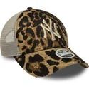 trucker-kasket-leopard-til-kvinder-9forty-m-crown-a-frame-leopard-fra-new-york-yankees-mlb-fra-new-era