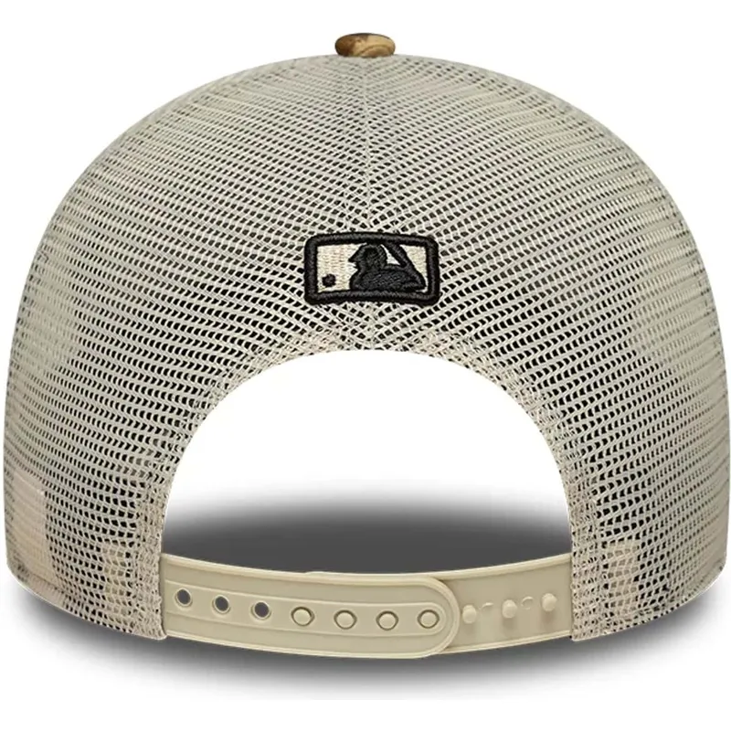 trucker-kasket-leopard-til-kvinder-9forty-m-crown-a-frame-leopard-fra-new-york-yankees-mlb-fra-new-era