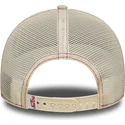 beige-trucker-kasket-til-kvinder-9forty-m-crown-a-frame-fra-new-era