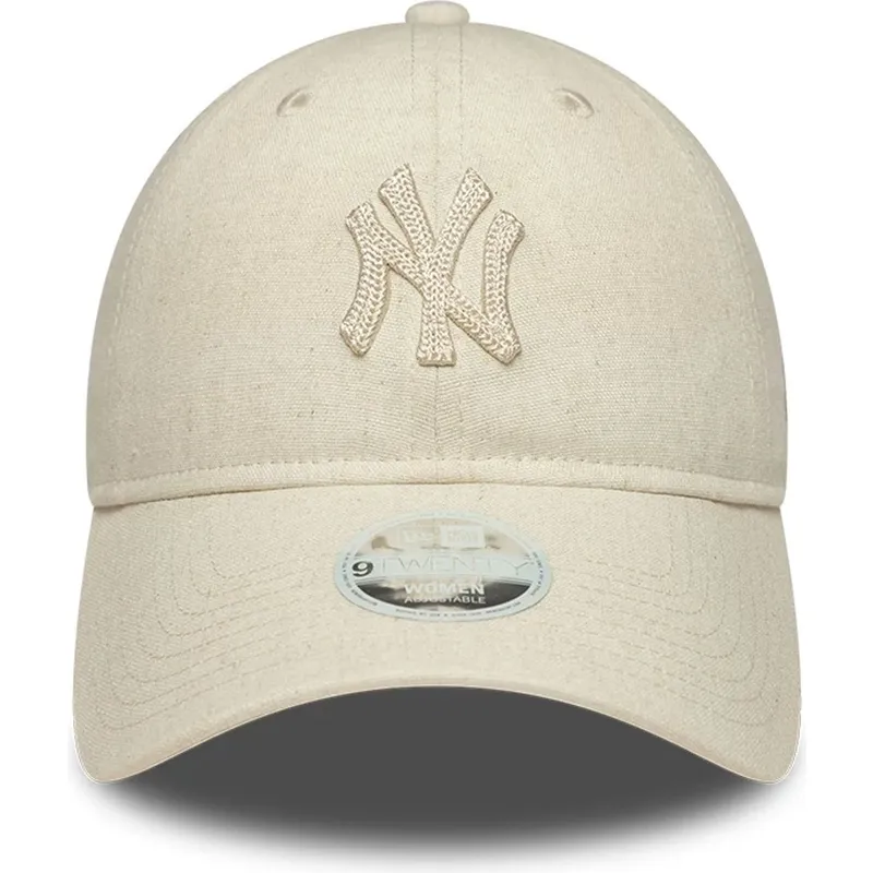 buet-beige-justerbar-kasket-med-beige-logo-til-kvinder-9twenty-midi-linen-fra-new-york-yankees-mlb-fra-new-era