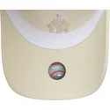 buet-beige-justerbar-kasket-med-beige-logo-til-kvinder-9twenty-midi-linen-fra-new-york-yankees-mlb-fra-new-era