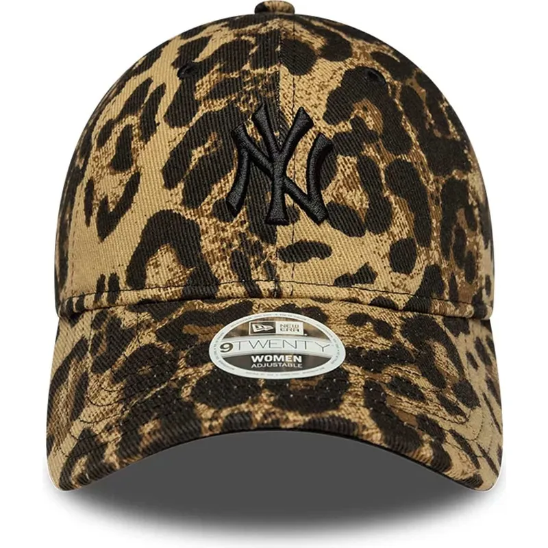 buet-kasket-med-leopardmonster-justerbar-med-sort-logo-til-kvinder-9twenty-leopard-fra-new-york-yankees-mlb-fra-new-era