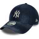 marinebla-justerbar-buet-kasket-til-kvinder-9twenty-a-frame-denim-fra-new-york-yankees-mlb-fra-new-era