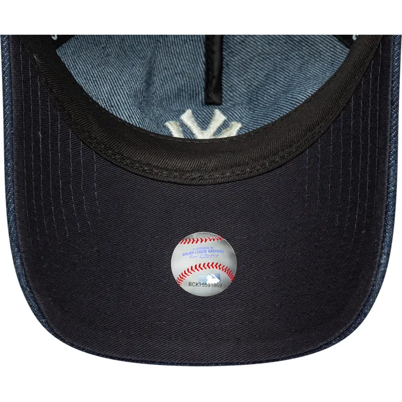 marinebla-justerbar-buet-kasket-til-kvinder-9twenty-a-frame-denim-fra-new-york-yankees-mlb-fra-new-era