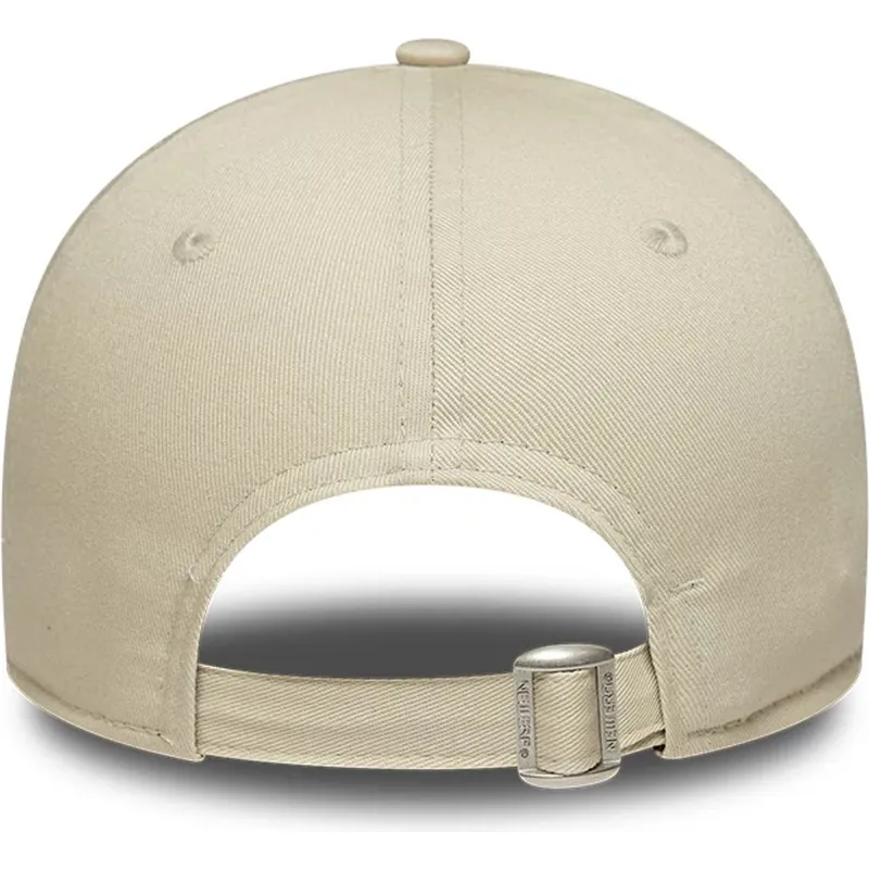 buet-beige-justerbar-kasket-til-kvinder-9forty-beaded-fra-new-era