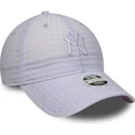 justerbar-violet-buet-kasket-med-violet-logo-til-kvinder-9twenty-seersucker-fra-new-york-yankees-mlb-fra-new-era