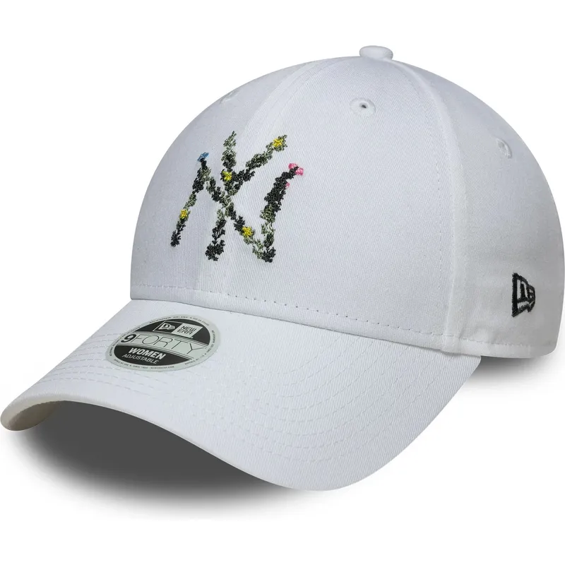 hvid-justerbar-buet-kasket-til-kvinder-9forty-floral-infill-fra-new-york-yankees-mlb-fra-new-era