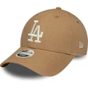 brun-justerbar-buet-kasket-til-kvinder-9forty-linen-fra-los-angeles-dodgers-mlb-fra-new-era