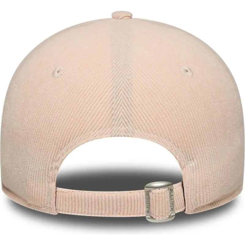 lyserod-justerbar-buet-kasket-med-lyserodt-logo-til-kvinder-9forty-mini-cord-fra-los-angeles-dodgers-mlb-fra-new-era