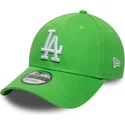 lysegron-justerbar-kurvet-kasket-med-hvidt-logo-9forty-league-essential-fra-los-angeles-dodgers-mlb-fra-new-era