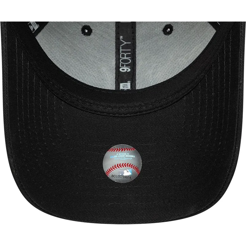 sort-justerbar-curved-kasket-med-sort-logo-9forty-tonal-icon-fra-new-york-yankees-mlb-fra-new-era