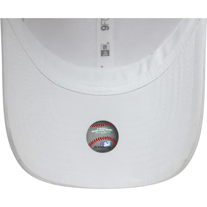 hvid-justerbar-trucker-kasket-9forty-flawless-fra-new-york-yankees-mlb-fra-new-era