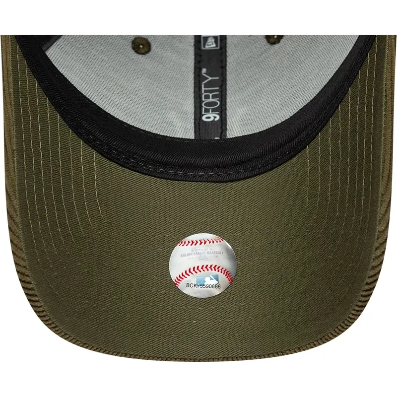 gron-justerbar-curved-kasket-9forty-soft-cord-fra-new-york-yankees-mlb-fra-new-era