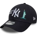 justerbar-marinebla-kurvet-kasket-9forty-city-icon-fra-new-york-yankees-mlb-fra-new-era