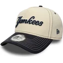 buet-kasket-beige-og-marinebla-snapback-e-frame-city-icon-fra-new-york-yankees-mlb-fra-new-era