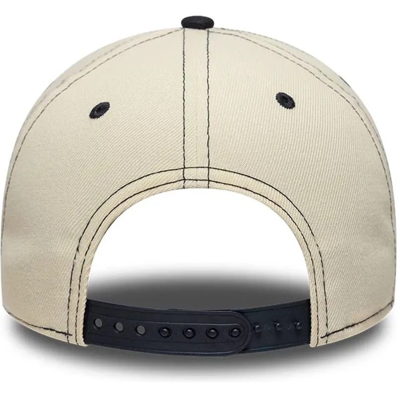 buet-kasket-beige-og-marinebla-snapback-e-frame-city-icon-fra-new-york-yankees-mlb-fra-new-era