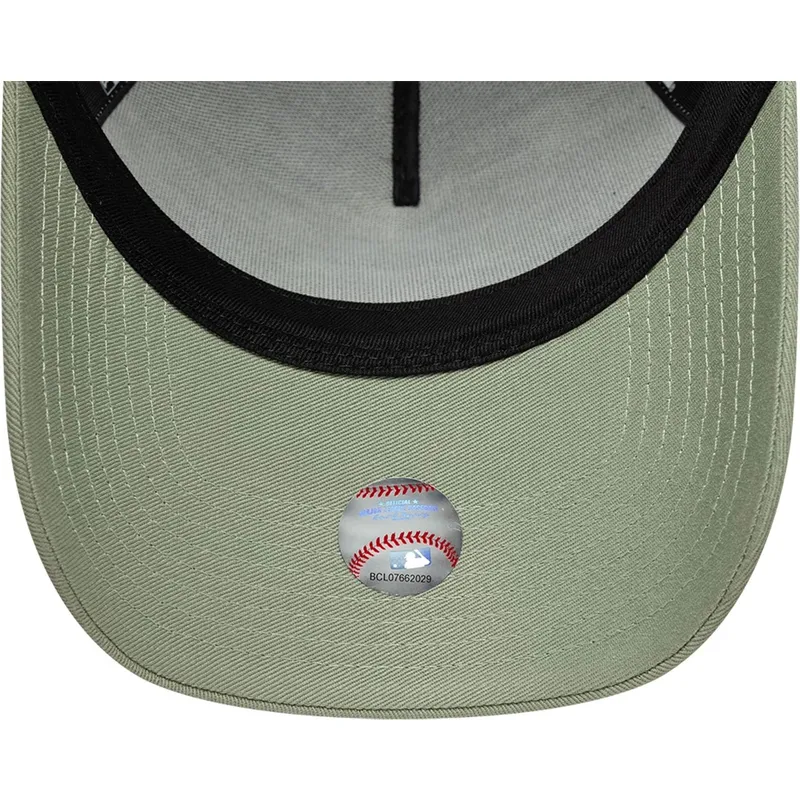 gron-curved-snapback-kasket-e-frame-league-essential-fra-new-york-yankees-mlb-fra-new-era
