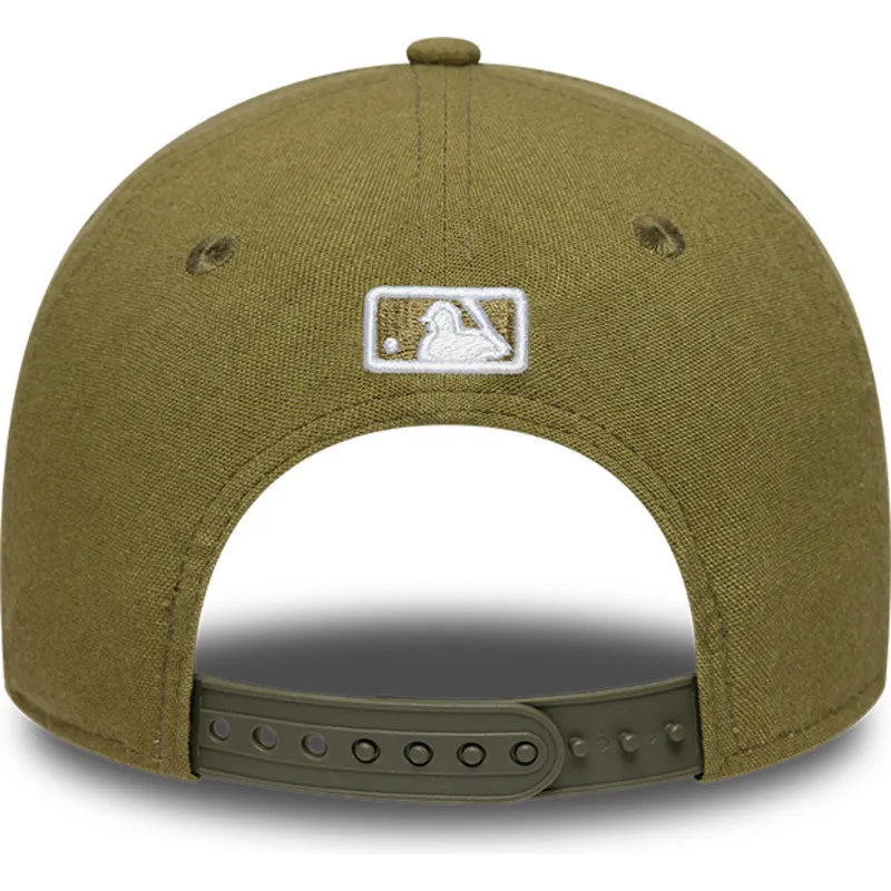gron-curved-snapback-kasket-9forty-m-crown-linen-fra-los-angeles-dodgers-mlb-fra-new-era