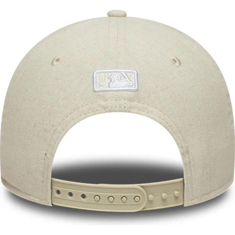 buet-beige-snapback-kasket-9forty-m-crown-linen-fra-new-york-yankees-mlb-fra-new-era