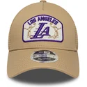 beige-trucker-kasket-9forty-m-crown-a-frame-fra-los-angeles-lakers-nba-fra-new-era