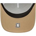 beige-trucker-kasket-9forty-m-crown-a-frame-fra-los-angeles-lakers-nba-fra-new-era
