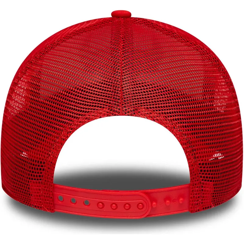 rod-og-hvid-trucker-kasket-a-frame-side-patch-fra-chicago-bulls-nba-fra-new-era