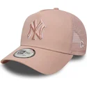 lyserod-trucker-kasket-med-lyserodt-logo-a-frame-outline-fra-new-york-yankees-mlb-fra-new-era