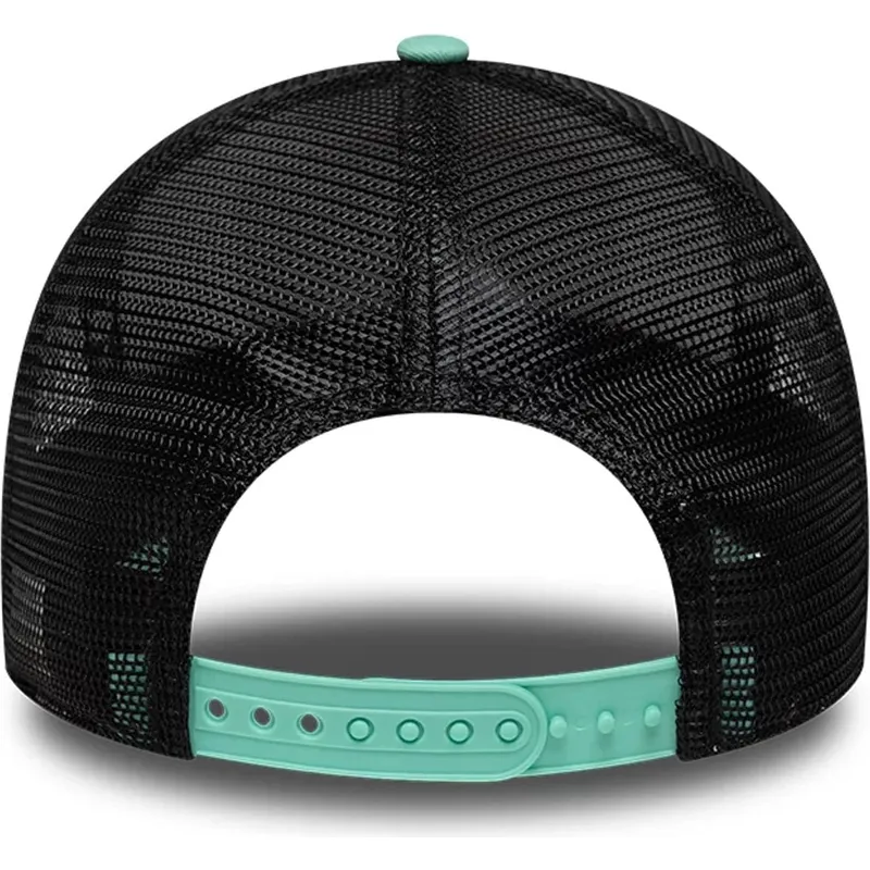 flerfarvet-trucker-kasket-a-frame-location-patch-fra-portofino-fra-new-era