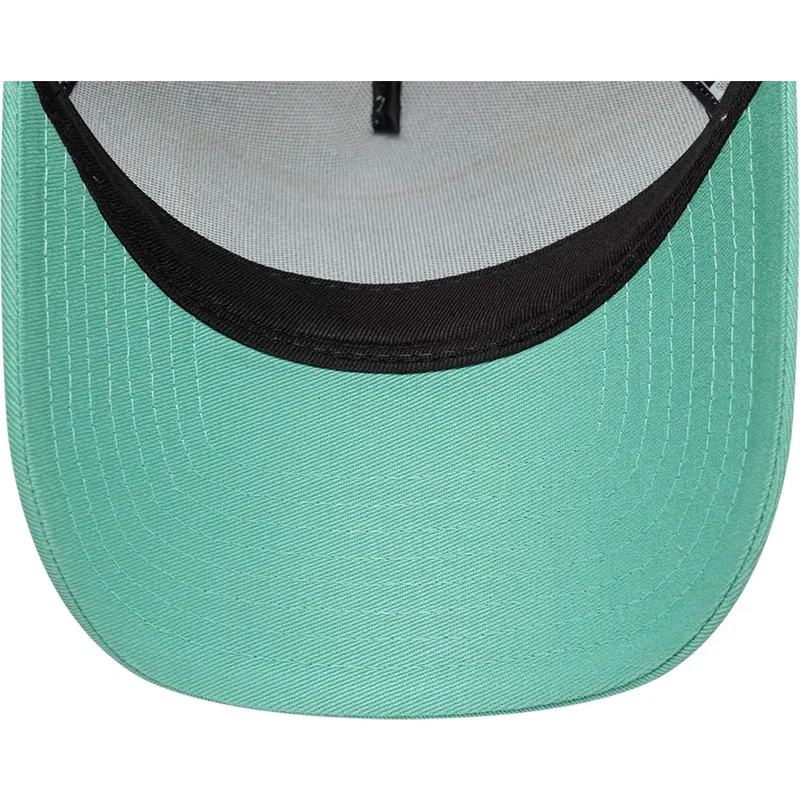 flerfarvet-trucker-kasket-a-frame-location-patch-fra-portofino-fra-new-era