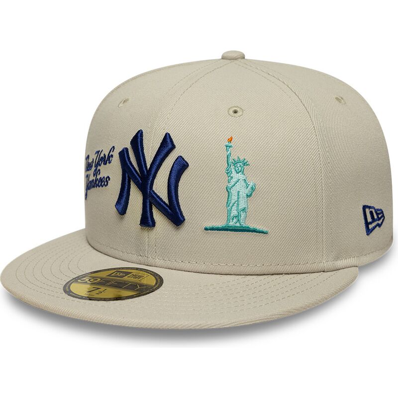 beige-fitted-flad-kasket-med-marineblat-logo-59fifty-city-icon-fra-new-york-yankees-fra-new-era