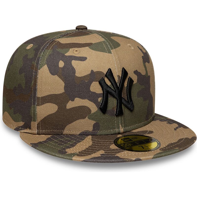 flad-kasket-camouflage-justeret-med-sort-logo-59fifty-camo-fra-new-york-yankees-mlb-fra-new-era